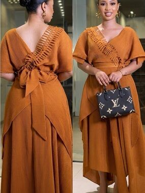 Rust Orange V‑Neck Pleated Maxi Dress with Waist Tie